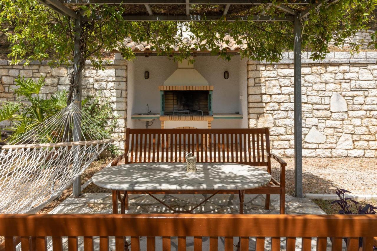 Villa Melissonia Agios Stefanos  Екстер'єр фото